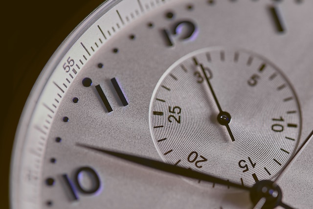 Black and white clock face